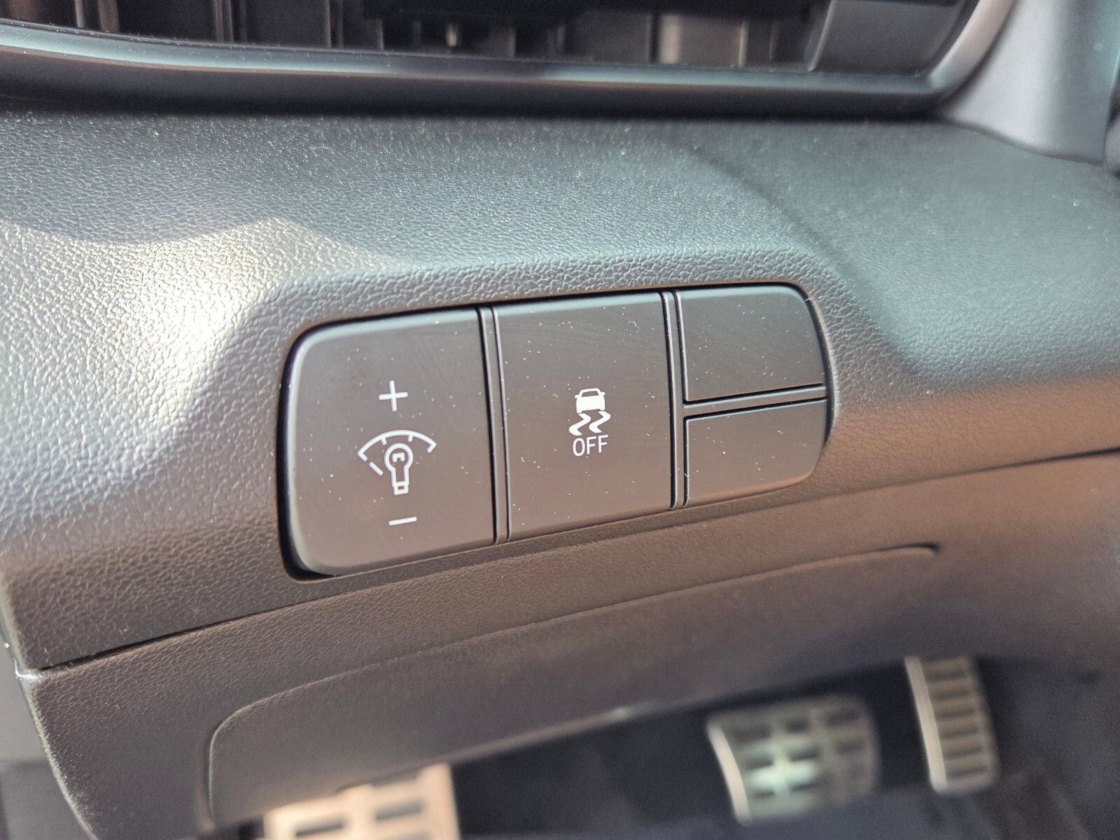 Used 2025 Hyundai Elantra Sport image 26