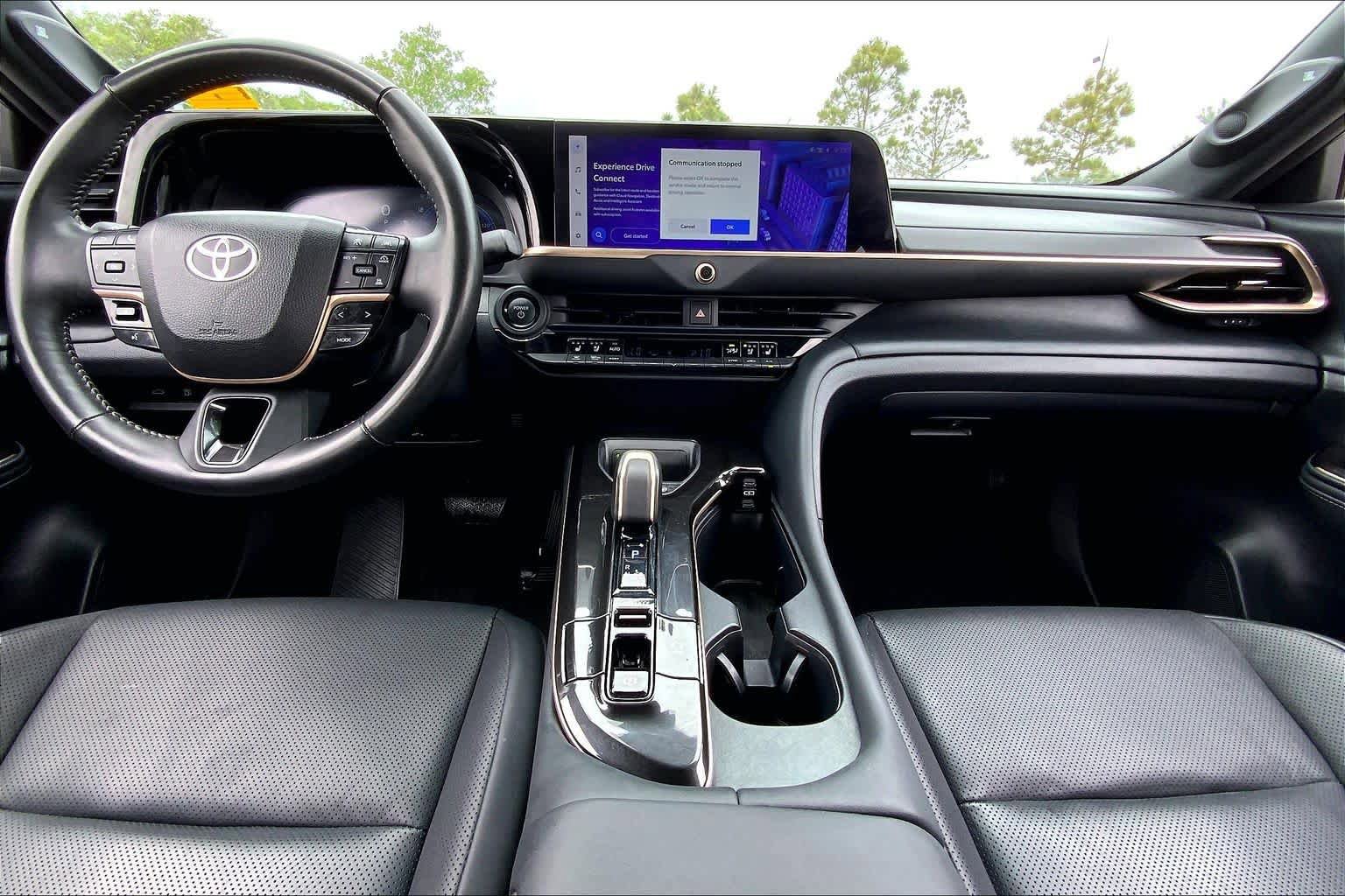 Certified 2025 Toyota Crown Platinum AWD/4WD image 15