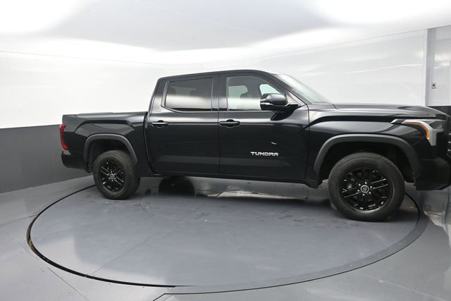 Used 2022 Toyota Tundra SR5 w/ Advanced Technology Package AWD/4WD image 26