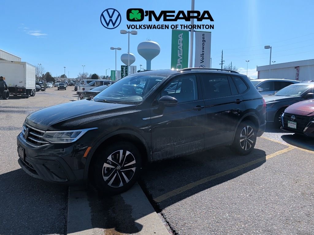 Used 2024 Volkswagen Tiguan S image 2