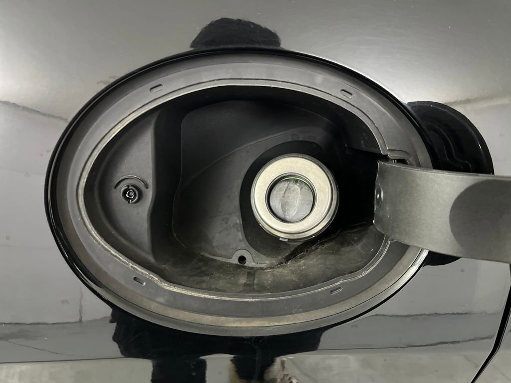 Used 2019 Jeep Cherokee Latitude w/ Popular Appearance Group image 49