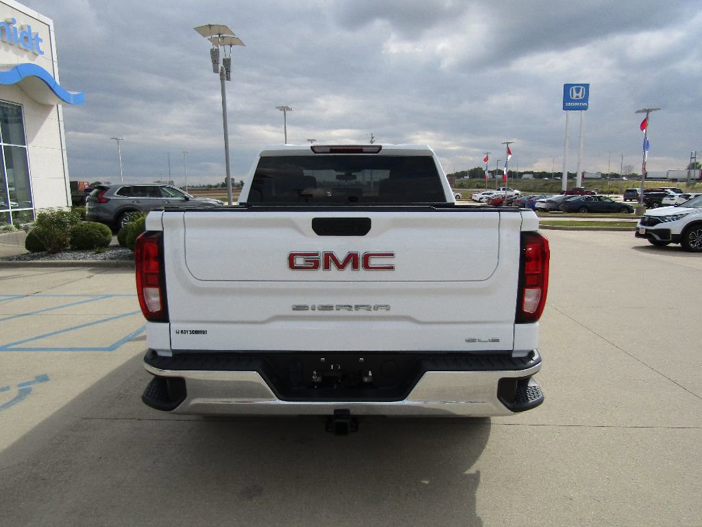 Used 2022 GMC Sierra 1500 SLE AWD/4WD image 6