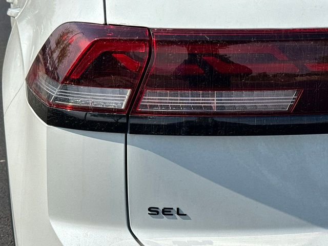 New 2026 Volkswagen Atlas Cross Sport SEL R-Line AWD/4WD image 10