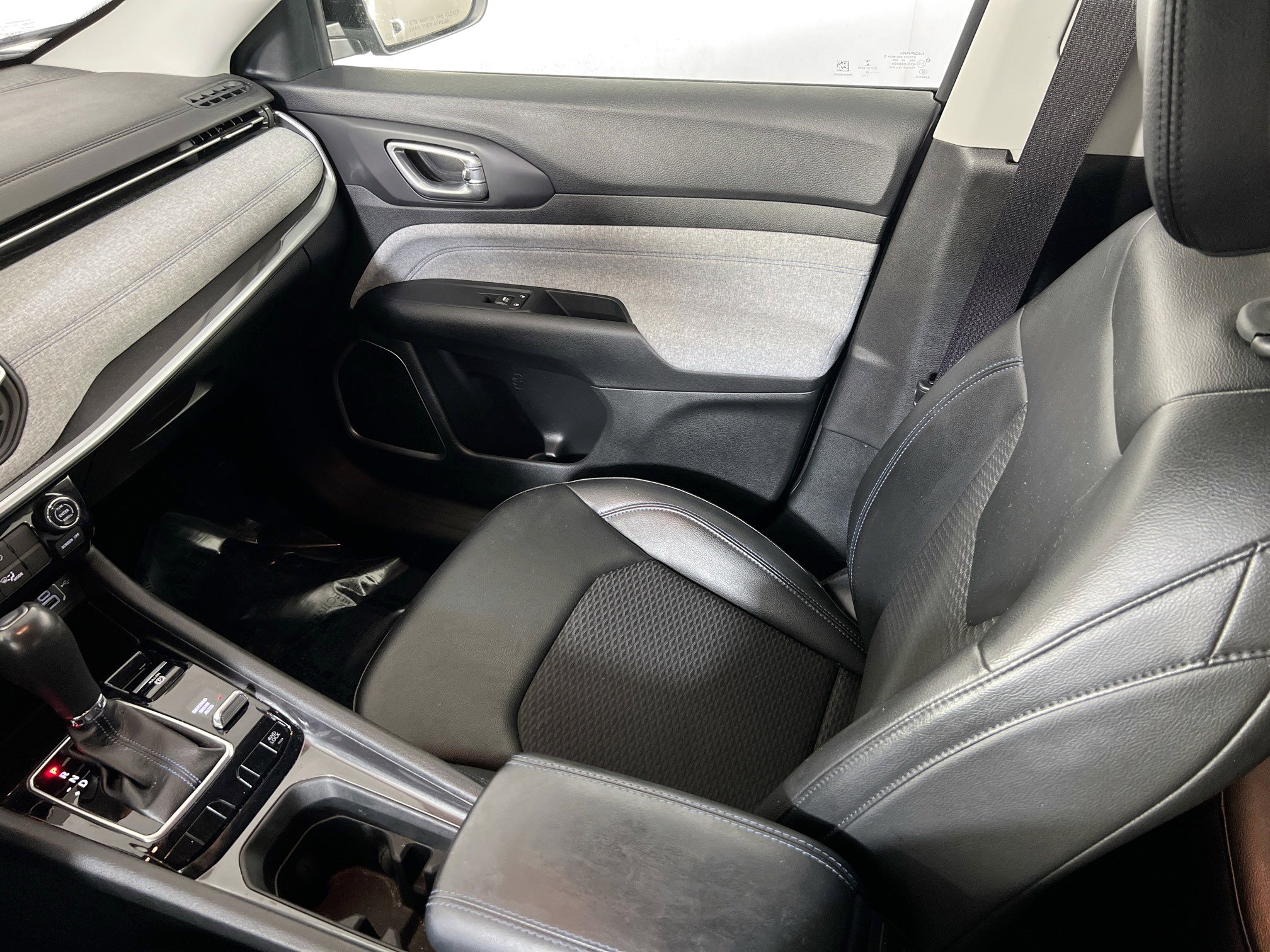 Used 2022 Jeep Compass Latitude image 21