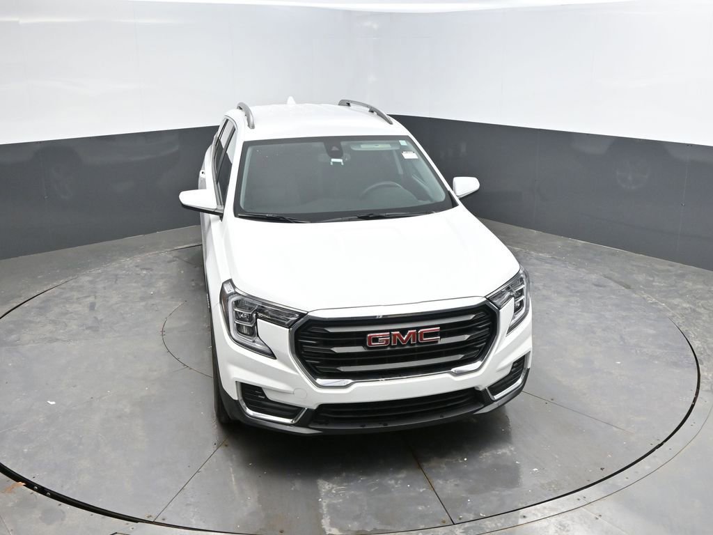 Used 2022 GMC Terrain SLE w/ Driver Convenience Package image 16