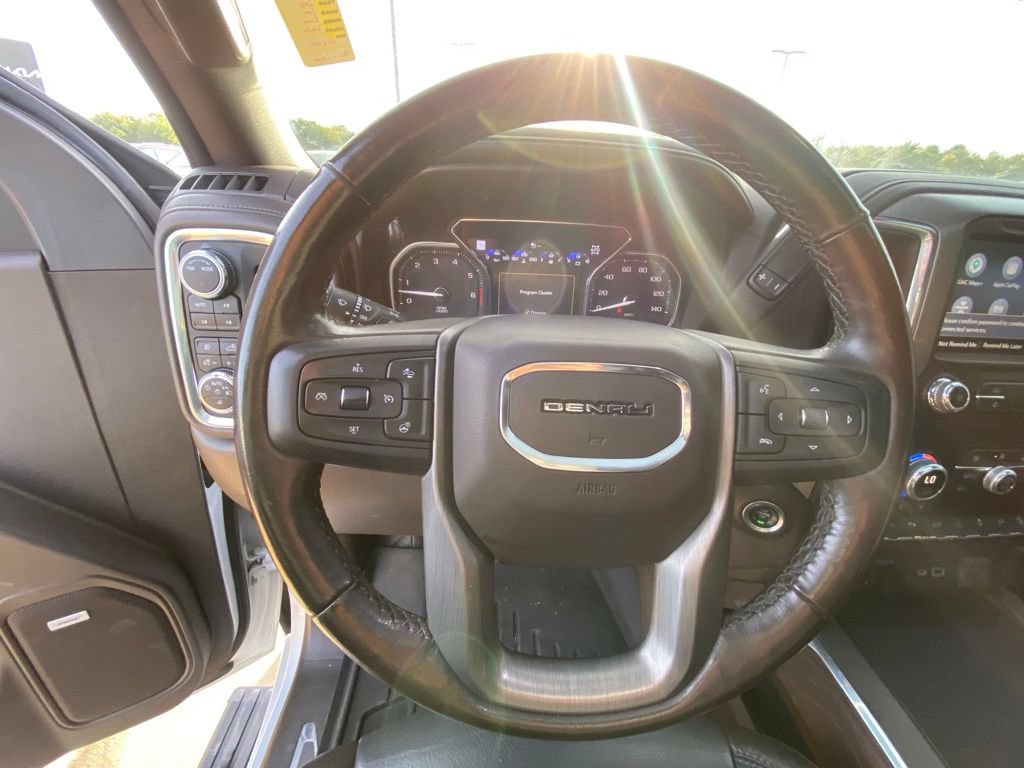 Used 2021 GMC Sierra 1500 Denali w/ Denali Premium Package AWD/4WD image 13