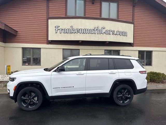 Certified 2023 Jeep Grand Cherokee L Laredo AWD/4WD image 1