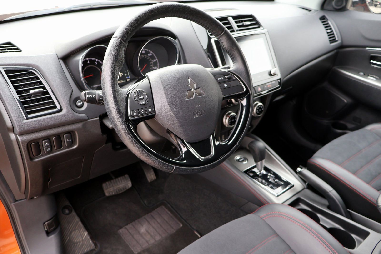 Used 2024 Mitsubishi Outlander Sport SE AWD/4WD image 20