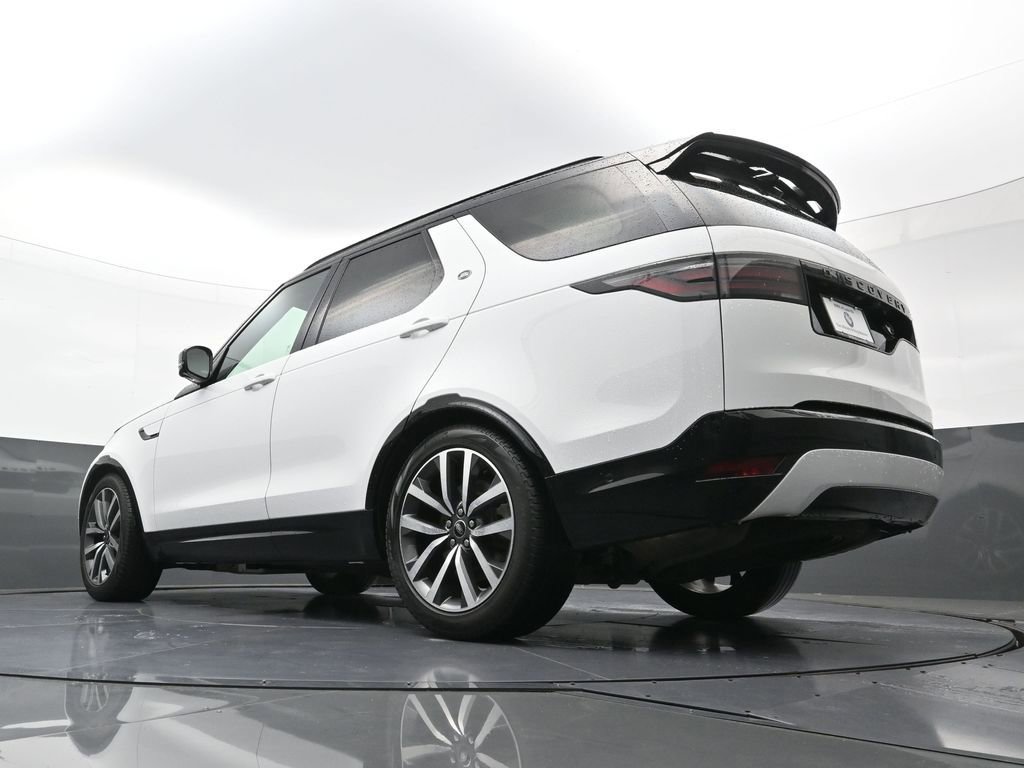 Used 2023 Land Rover Discovery HSE R-Dynamic AWD/4WD image 27