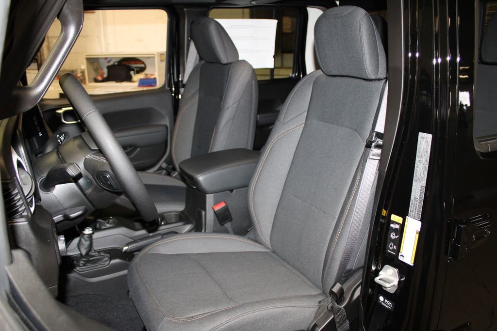 New 2026 Jeep Gladiator Sport image 24