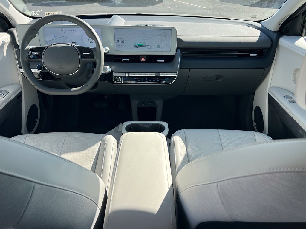 Certified 2024 Hyundai Ioniq 5 Limited AWD/4WD image 14