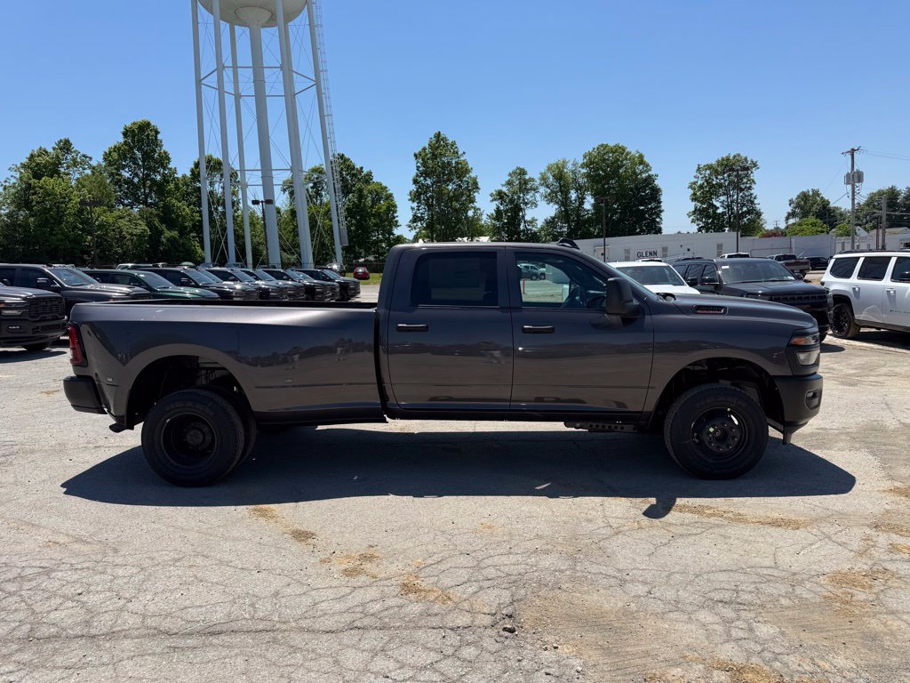 New 2026 RAM 3500 Tradesman AWD/4WD image 5