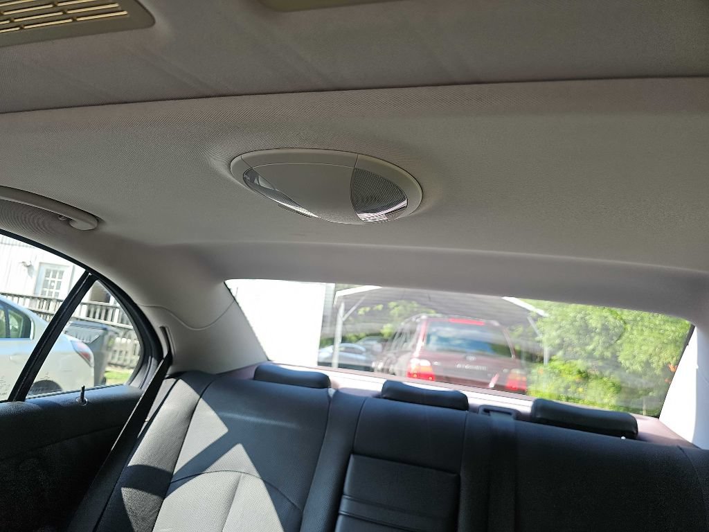 Used 2008 Mercedes-Benz E 550 Sedan image 20