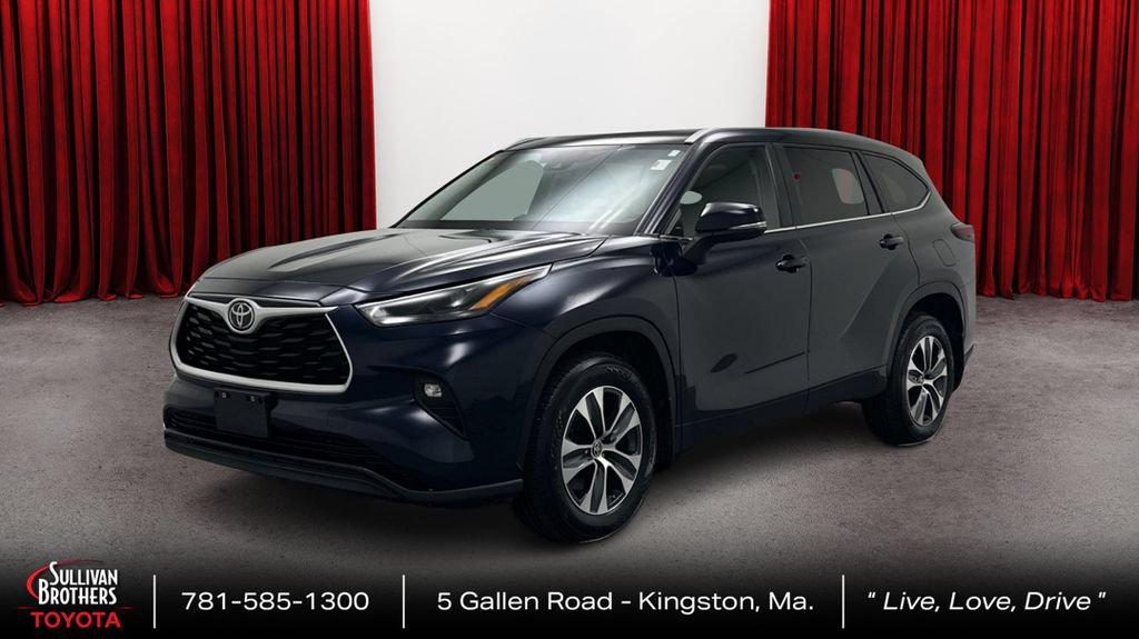 Used 2024 Toyota Highlander XLE AWD/4WD video 1