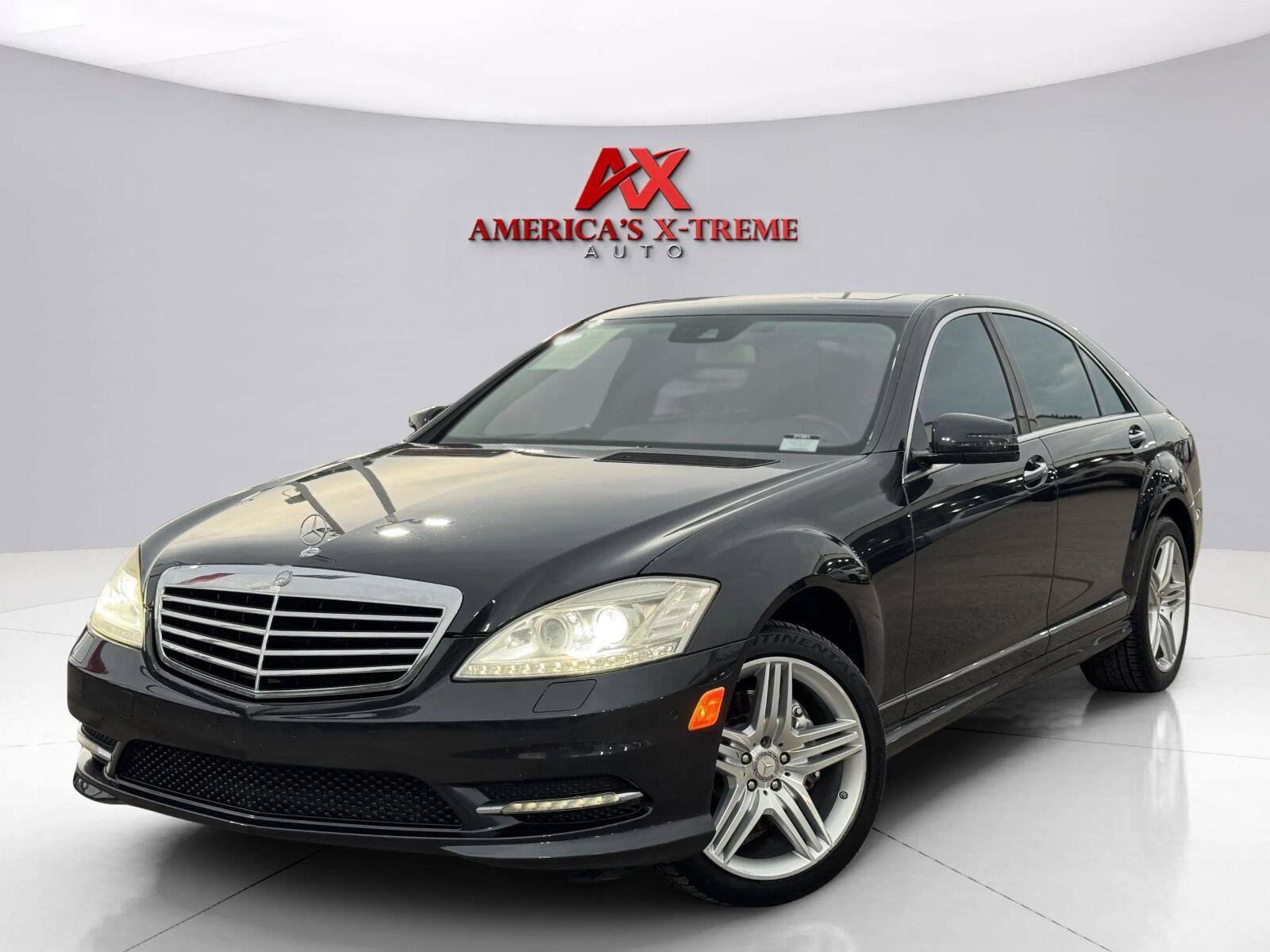 Used 2013 Mercedes-Benz S 550 image 1