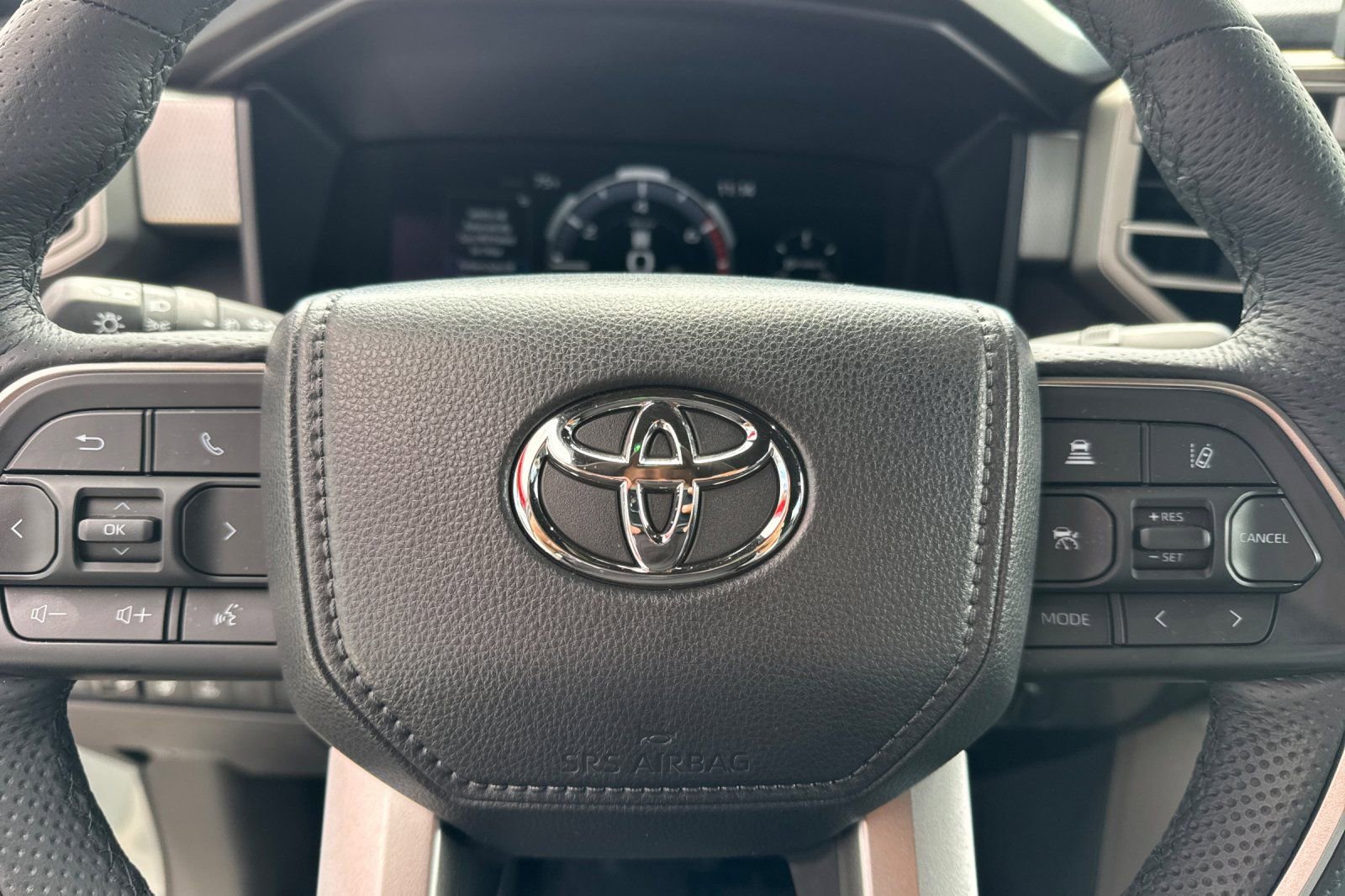 Certified 2025 Toyota Tundra Limited AWD/4WD image 29