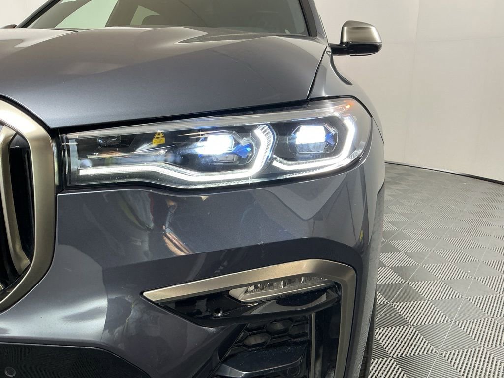 Certified 2022 BMW X7 M50i w/ Cold Weather Package AWD/4WD image 8