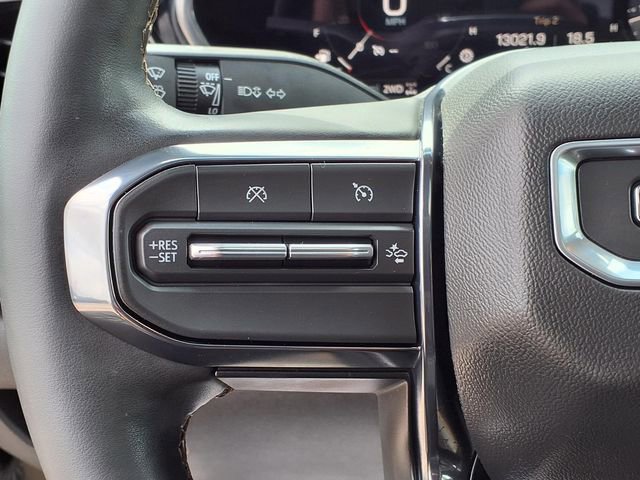 Used 2024 GMC Canyon AT4 w/ AT4 Premium Package image 7