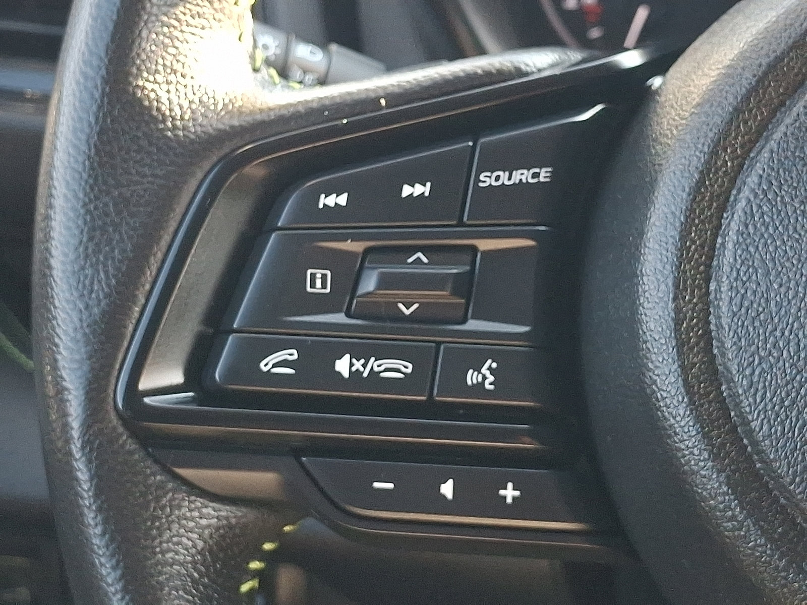 Used 2024 Subaru Ascent Onyx Edition Limited AWD/4WD image 21
