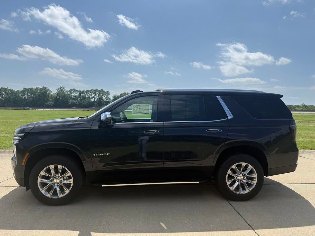 Used 2026 Chevrolet Tahoe Premier w/ Sun And Tow Package AWD/4WD image 9