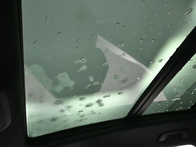 Used 2020 Audi Q3 2.0T Premium image 24