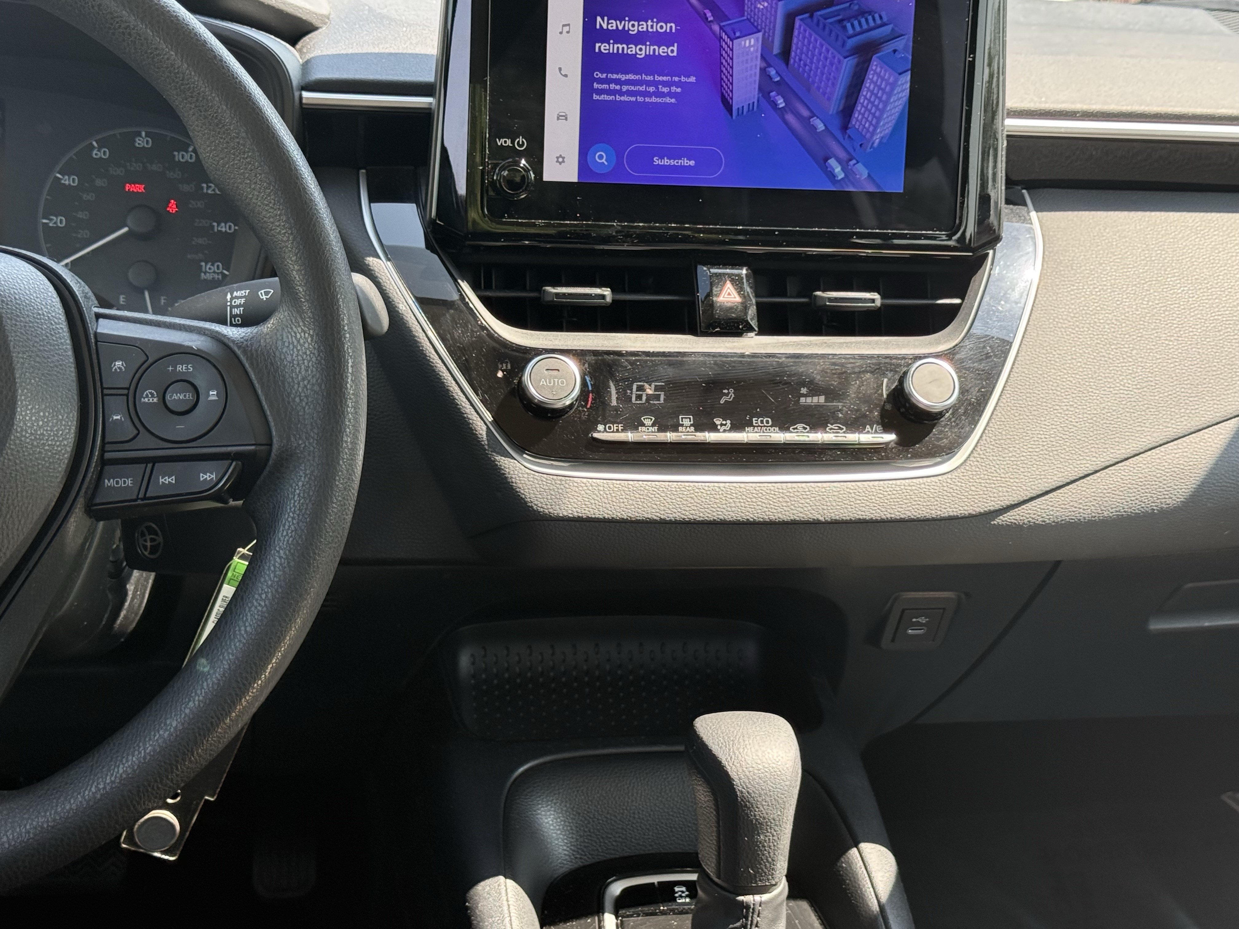 Used 2023 Toyota Corolla LE FWD image 29