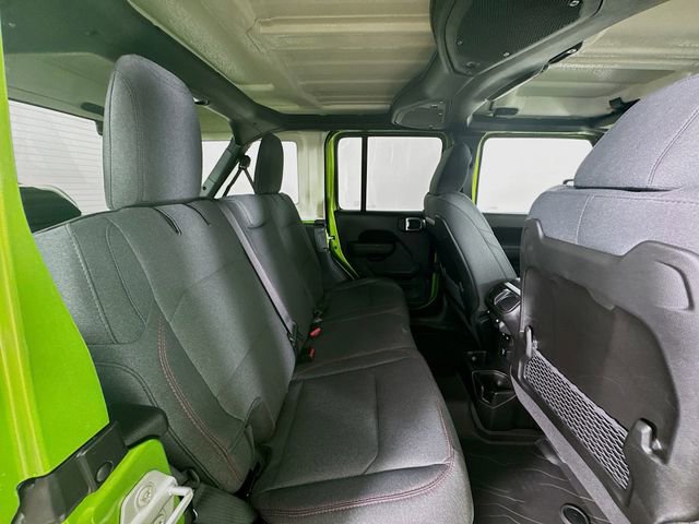 New 2025 Jeep Wrangler Unlimited Rubicon w/ Technology Group image 24