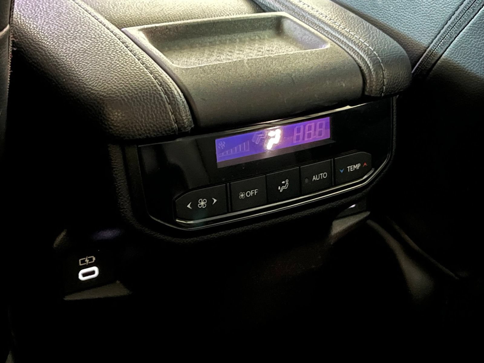 Used 2024 Toyota Grand Highlander AWD Hybrid image 39