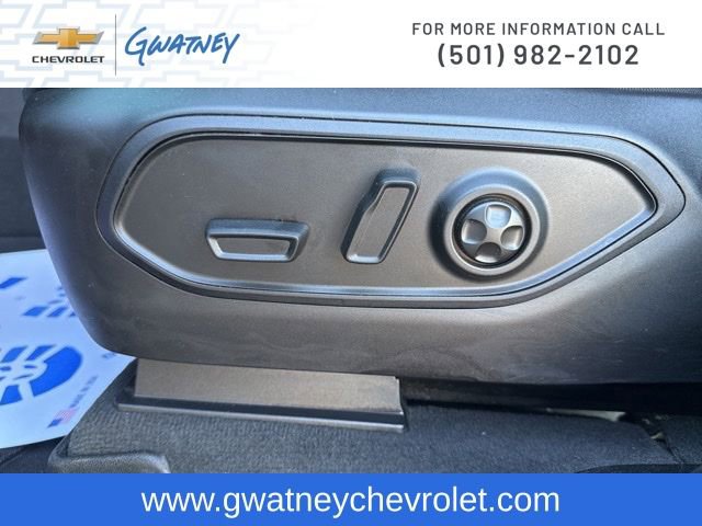 Used 2024 Jeep Grand Cherokee L Limited w/ Black Appearance Package image 27