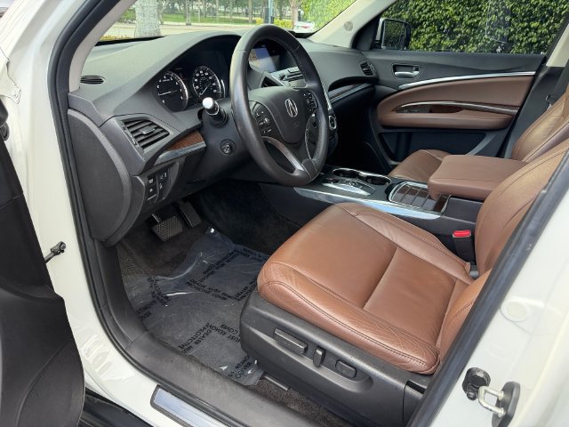 Used 2017 Acura MDX w/ Technology Package AWD/4WD image 11