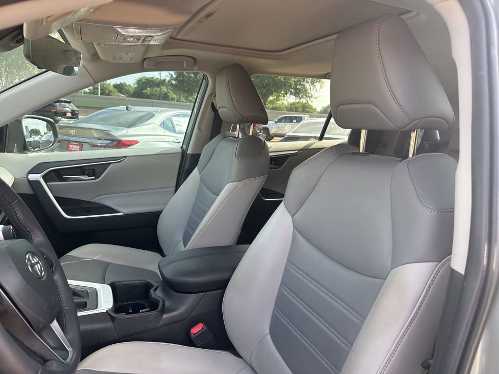 Certified 2023 Toyota RAV4 XLE Premium FWD image 4