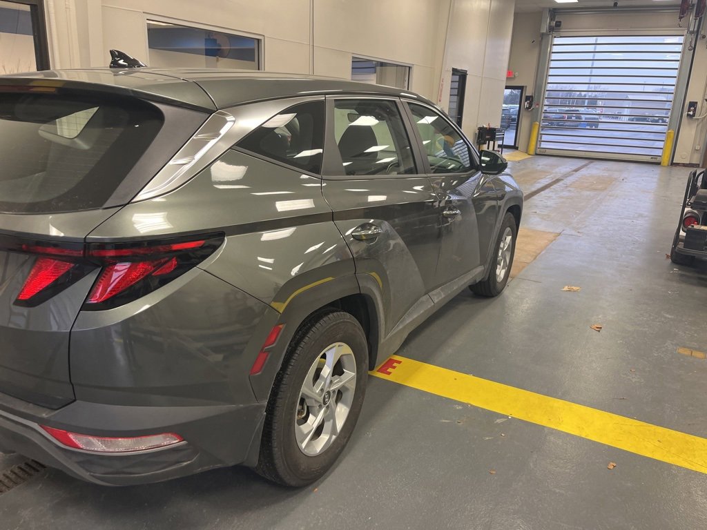 Used 2023 Hyundai Tucson SE image 4