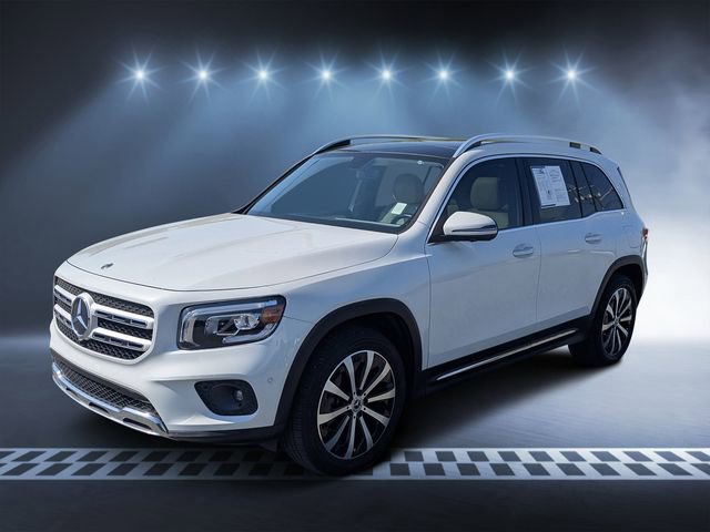 Used 2022 Mercedes-Benz GLB 250 w/ Premium Package Lite image 7