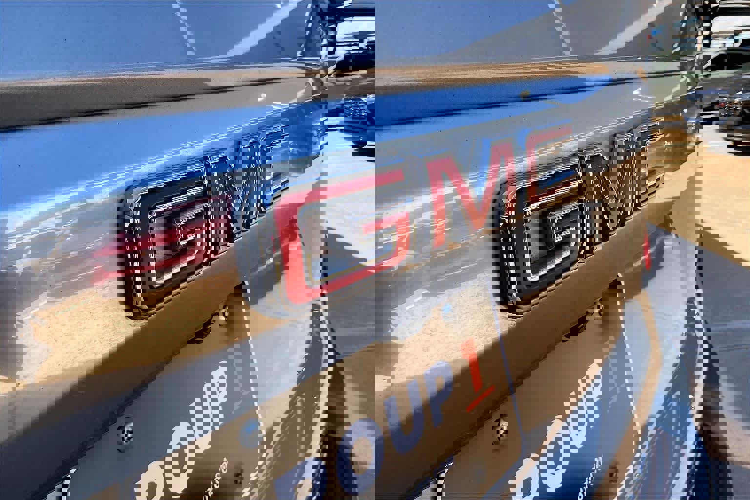 Certified 2023 GMC Yukon Denali image 29