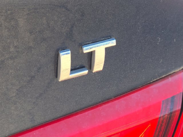 Used 2017 Chevrolet Malibu LT FWD image 15