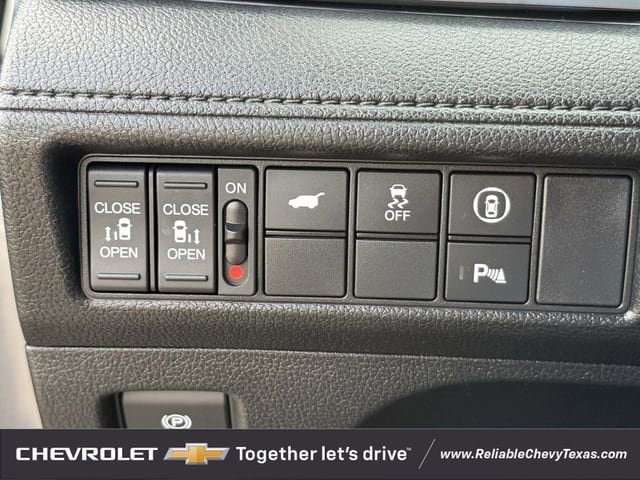 Used 2024 Honda Odyssey Elite image 24