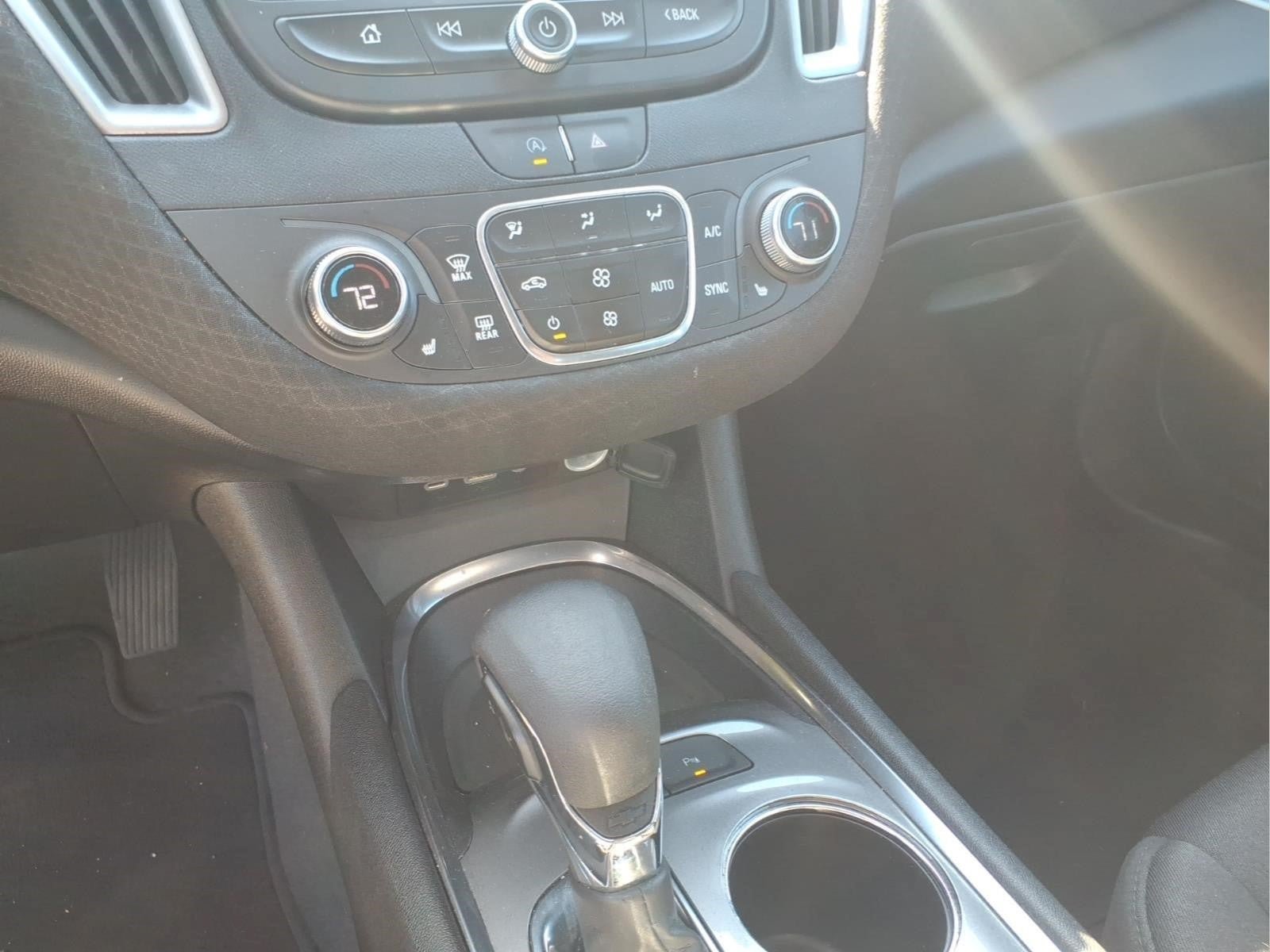Used 2024 Chevrolet Malibu LT FWD image 19