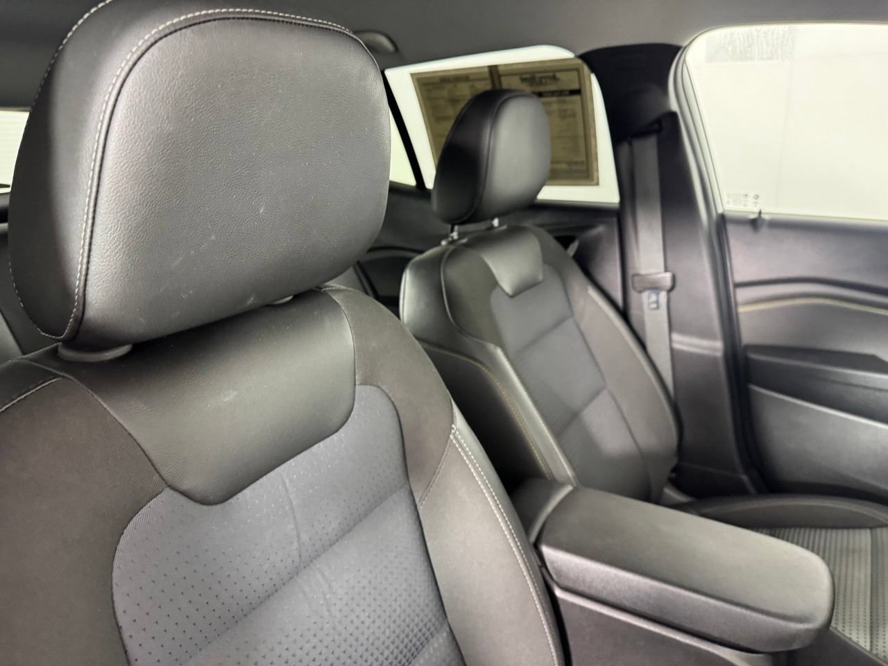 Used 2024 Chevrolet Trax LT FWD image 30