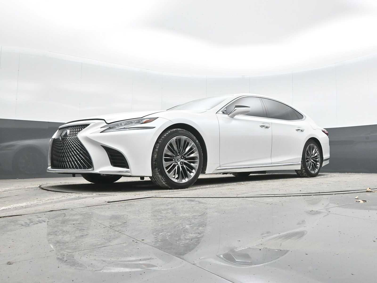Used 2019 Lexus LS 500 w/ Interior Upgrade Package image 41