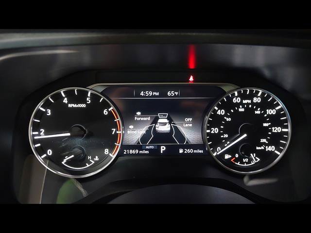 Used 2023 Nissan Rogue SV AWD/4WD image 22