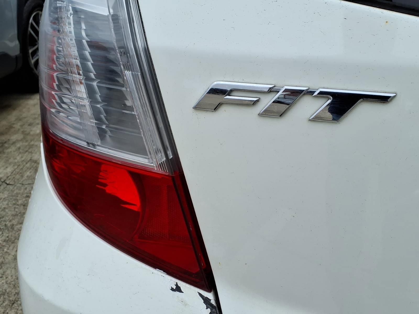 Used 2013 Honda Fit Sport image 8