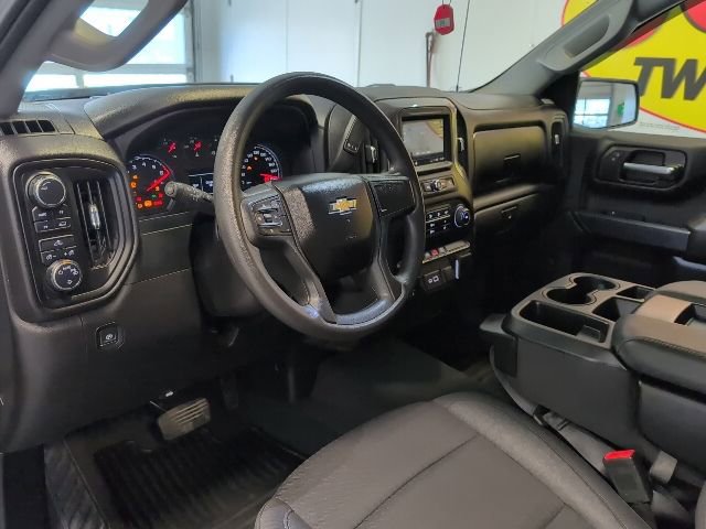 Certified 2024 Chevrolet Silverado 1500 Custom AWD/4WD image 9