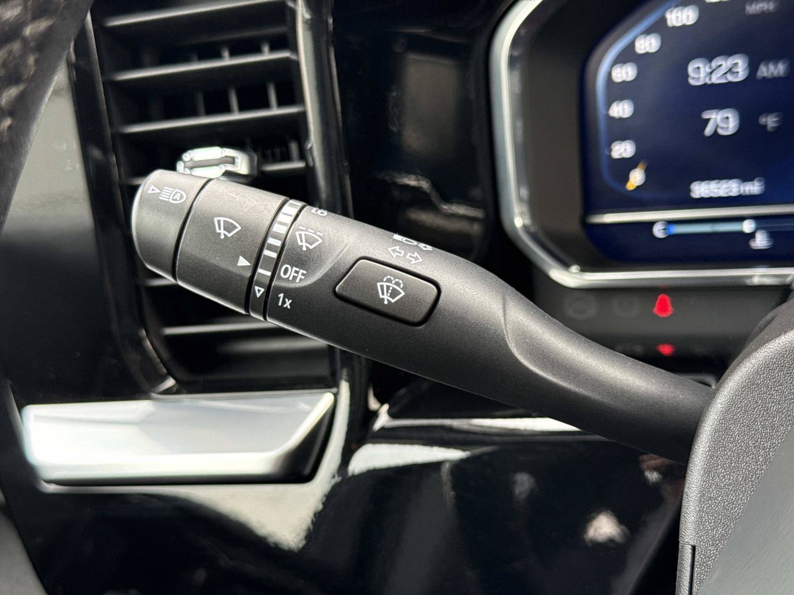 Used 2022 Chevrolet Silverado 1500 RST AWD/4WD image 10