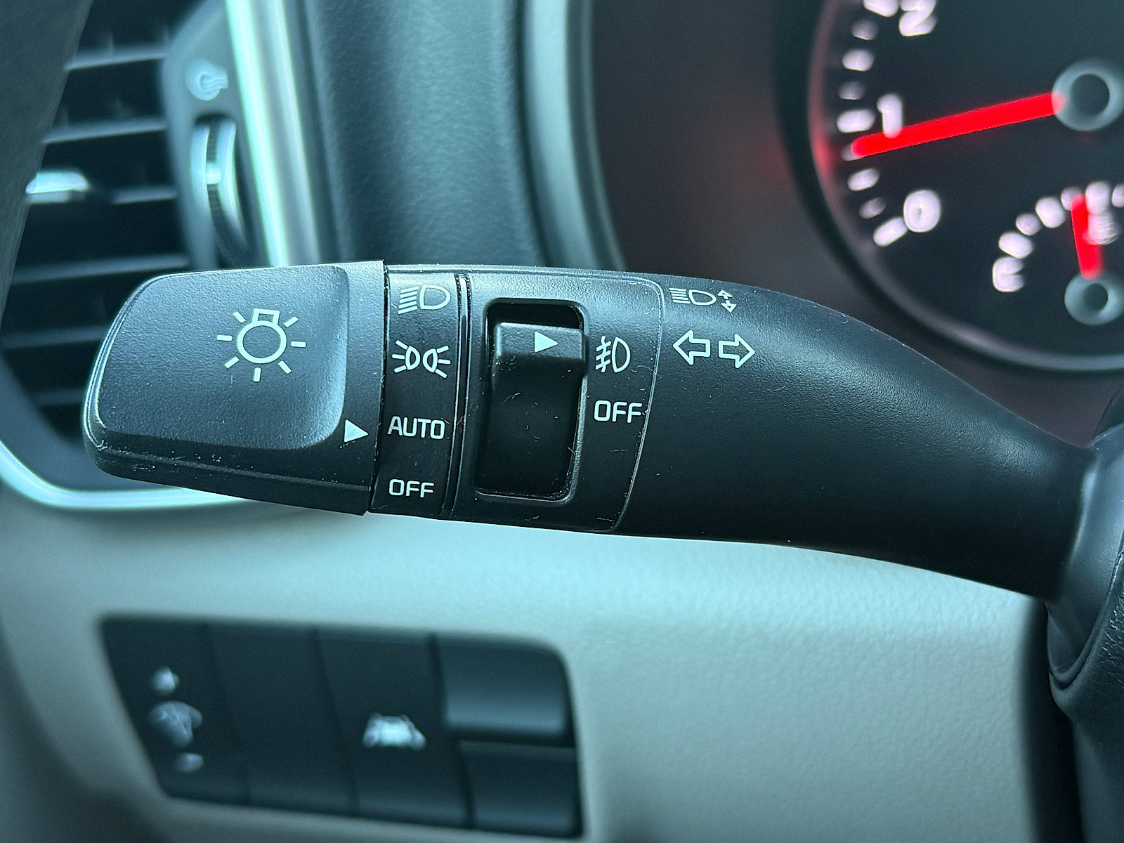 Used 2022 Kia Sportage LX image 37