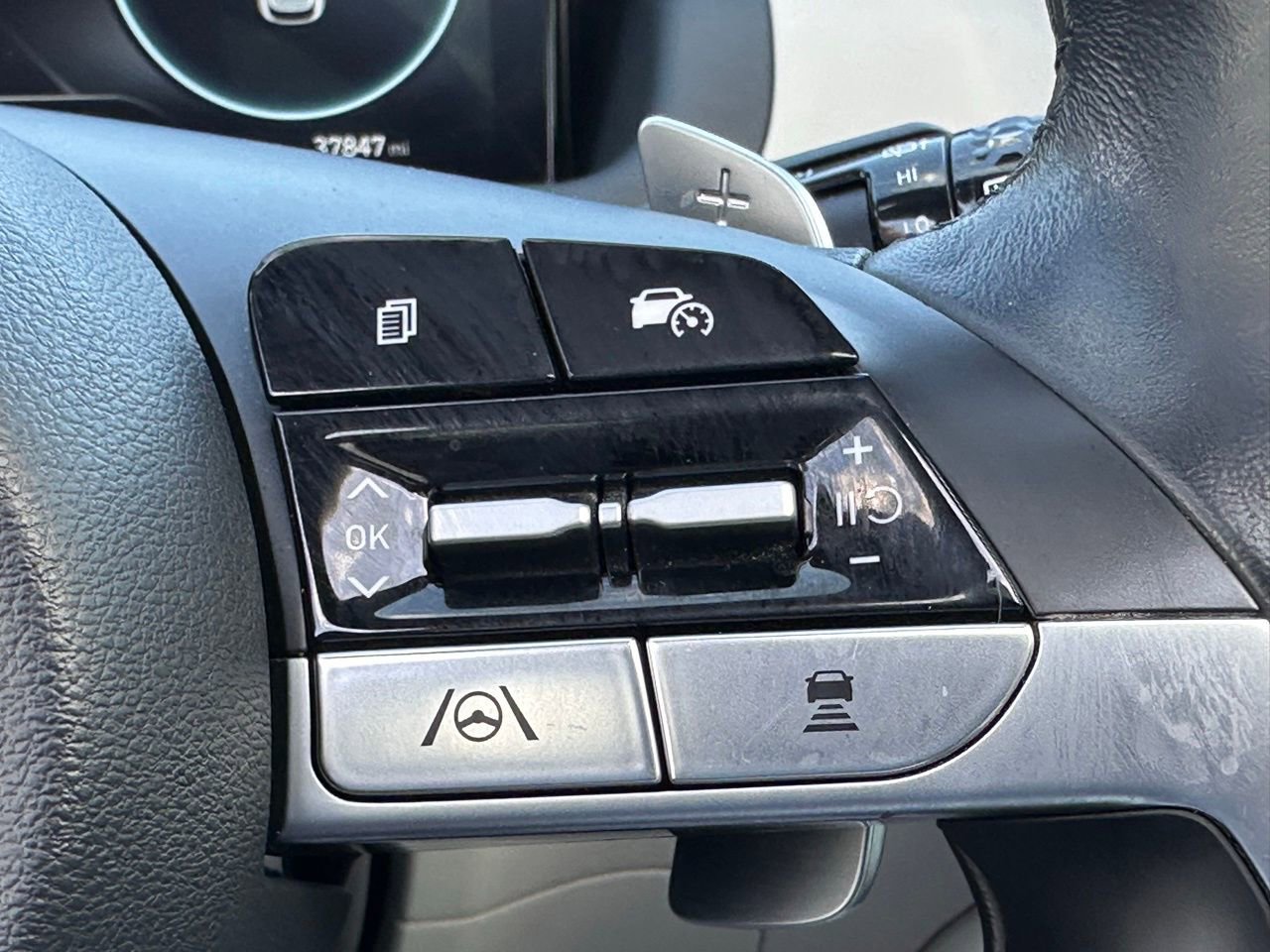 Used 2023 Hyundai Tucson Limited w/ Cargo Package image 31