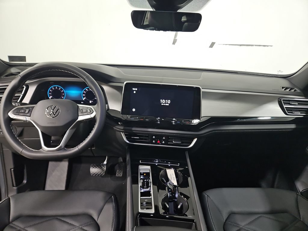 New 2026 Volkswagen Atlas Cross Sport SE AWD/4WD image 12
