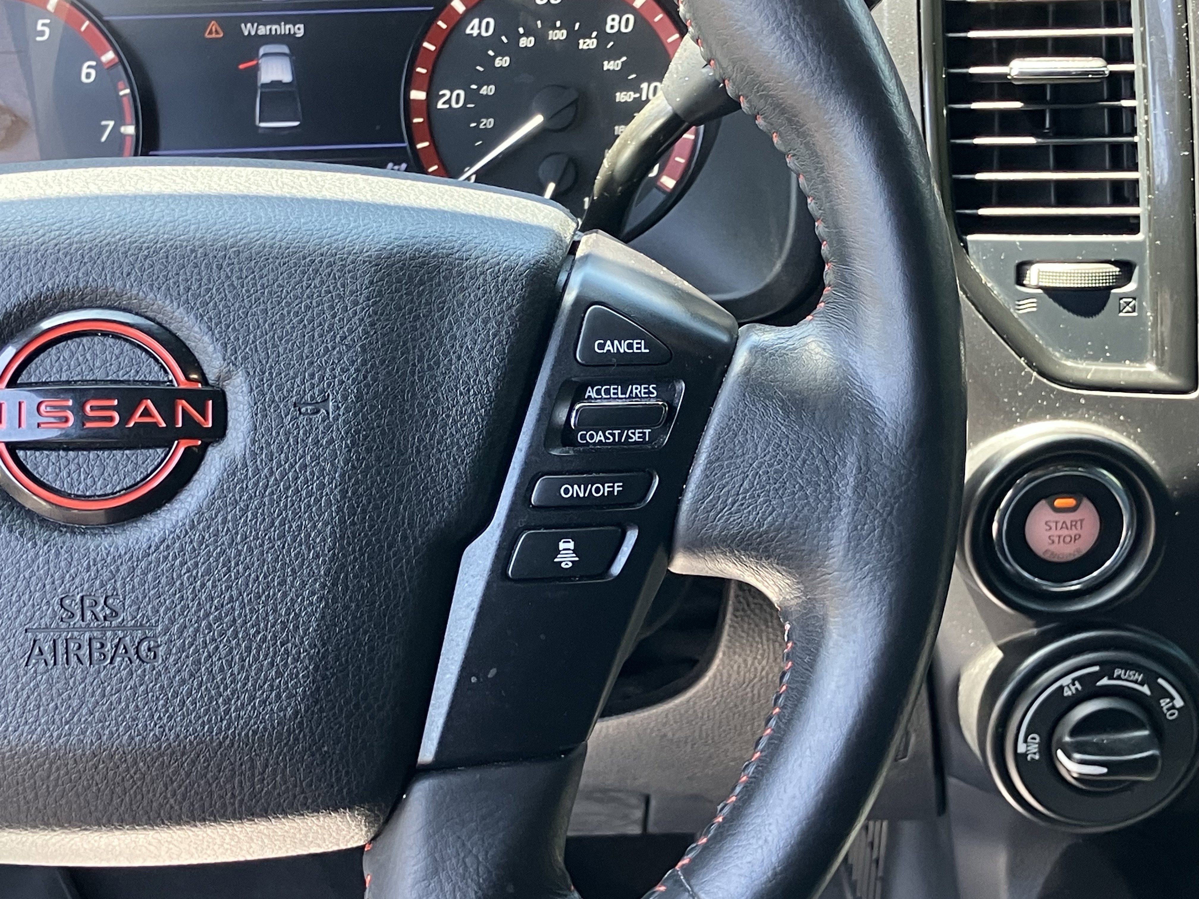 Used 2023 Nissan Titan PRO-4X w/ Pro-4x Convenience Package AWD/4WD image 22