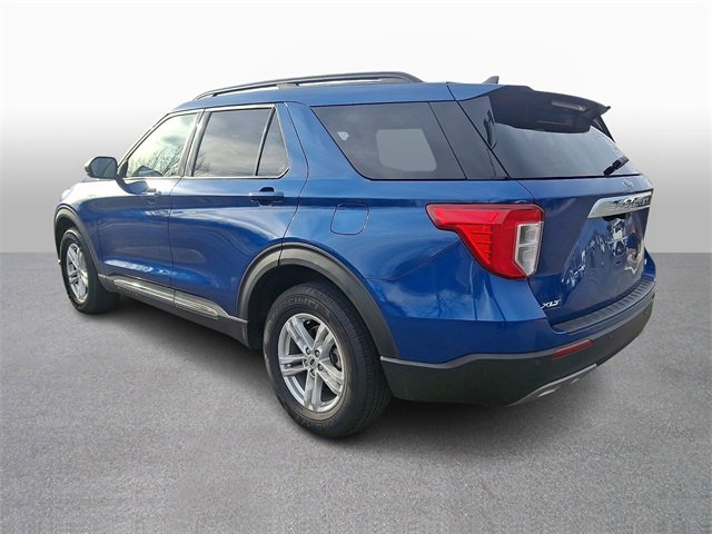 Used 2021 Ford Explorer XLT w/ Equipment Group 202A image 5