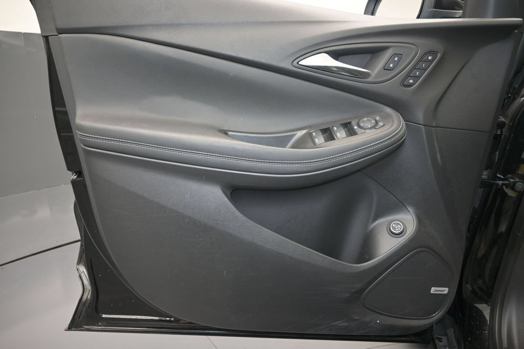 Used 2024 Buick Encore GX Avenir w/ Avenir Technology Package FWD image 12