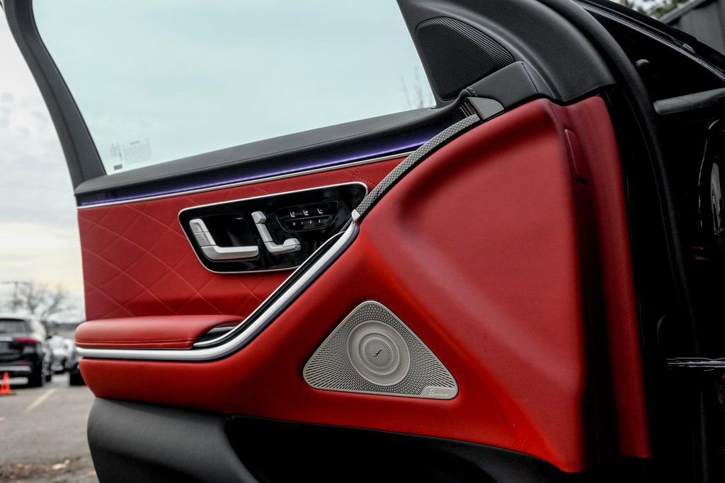 New 2026 Mercedes-Benz S 580 4MATIC Sedan image 12